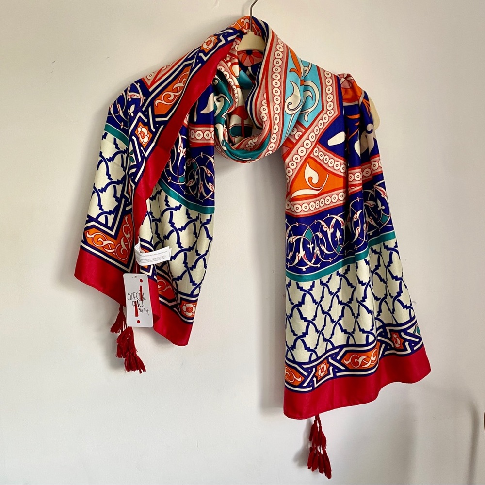 NWT Multicolored Scarf from Special Price by Trf